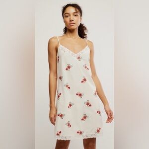 Perfectly Fine Printed NWOT ivory combo